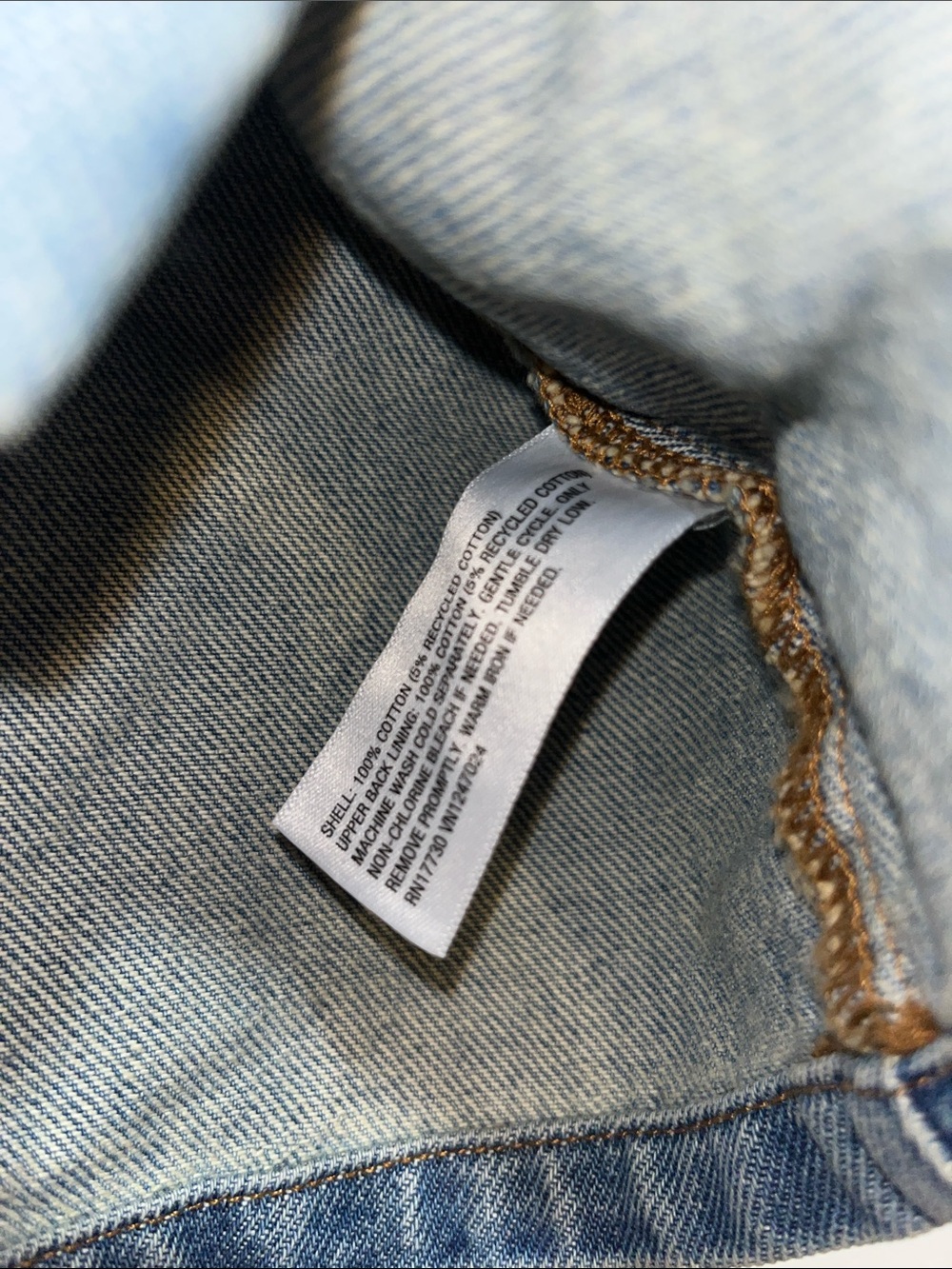 Cropped Light Blue Denim  Sleeveless Button-Front Tank size M - Picture 5 of 6